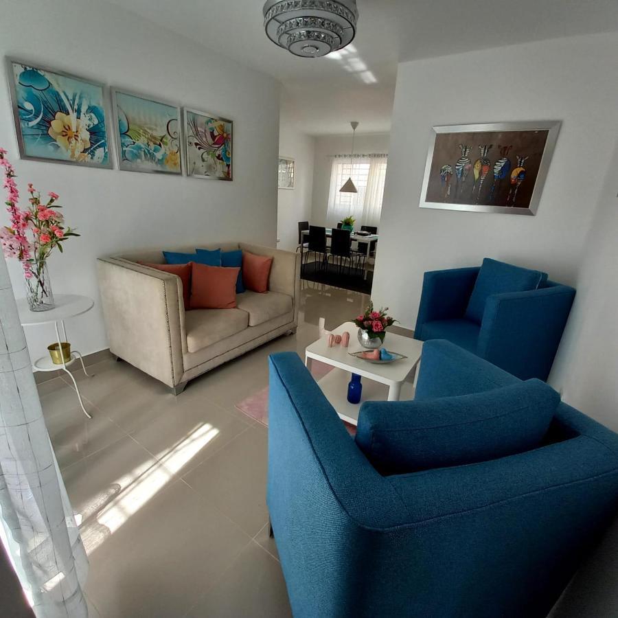 Confortable apartamento de 3 tres habitaciones, con hermosa vista de area verde, ademas de piscinas y juegos infantiles en area recreativa Santiago De Los Caballeros Exterior foto