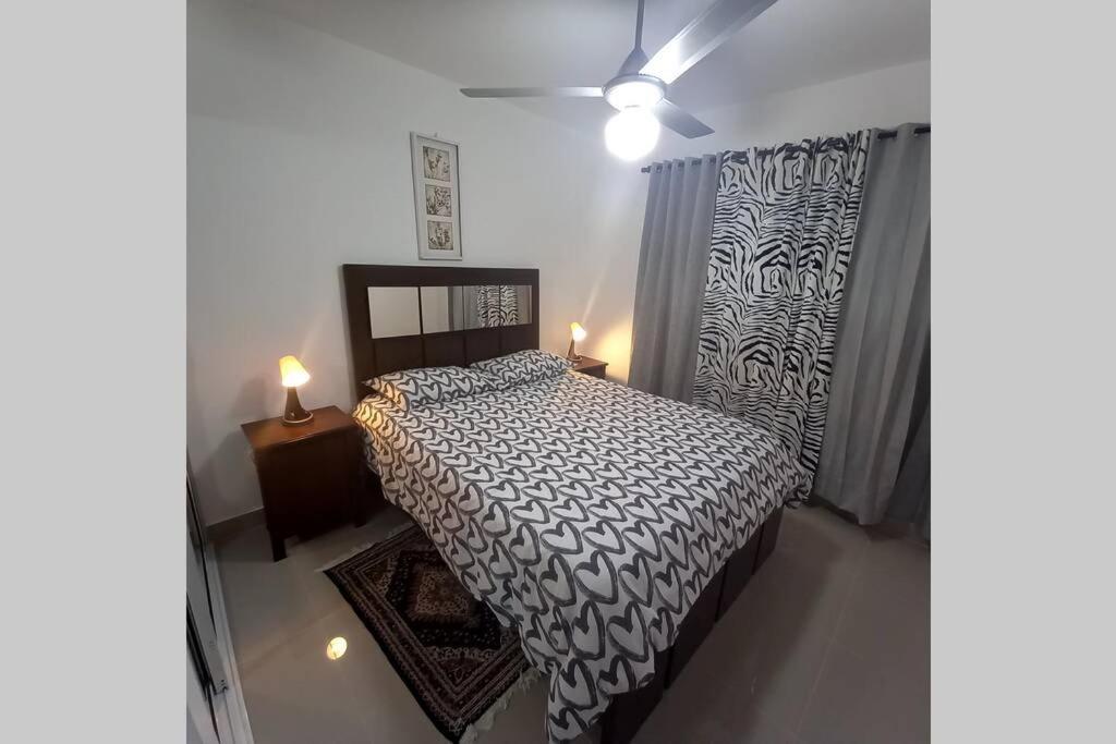Confortable apartamento de 3 tres habitaciones, con hermosa vista de area verde, ademas de piscinas y juegos infantiles en area recreativa Santiago De Los Caballeros Exterior foto