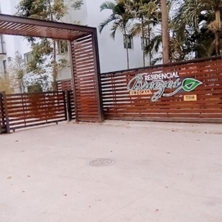 Confortable apartamento de 3 tres habitaciones, con hermosa vista de area verde, ademas de piscinas y juegos infantiles en area recreativa Santiago De Los Caballeros Exterior foto
